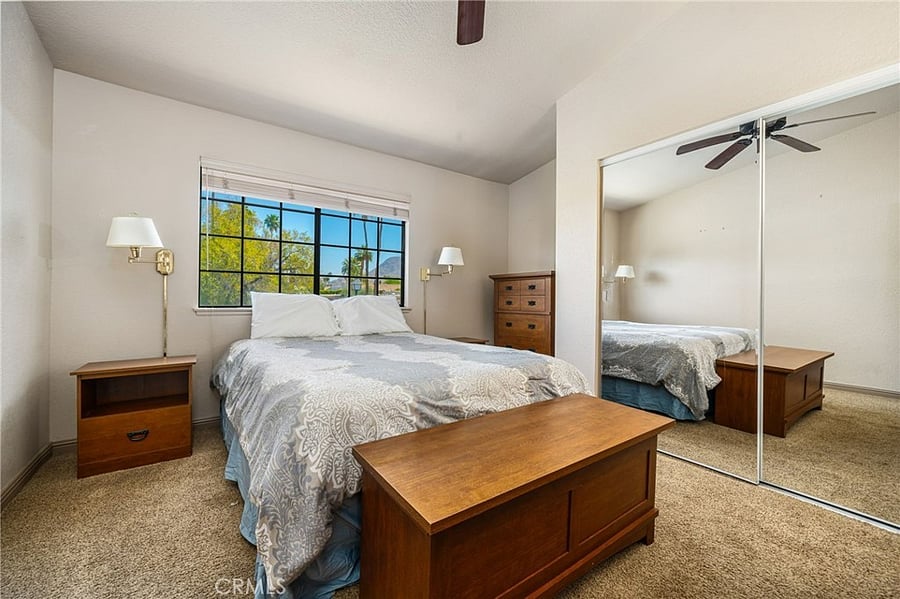 2nd bedroom
