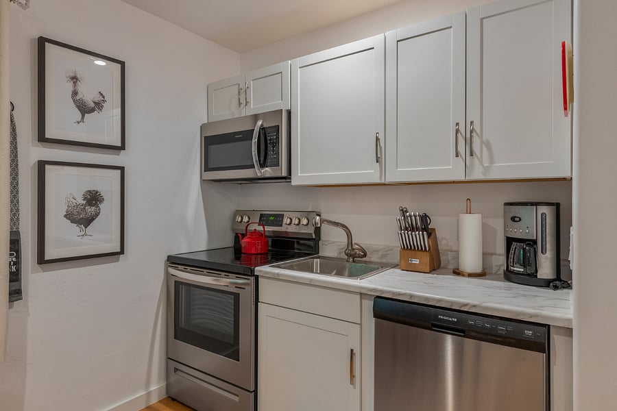 Furnished Finder property 693494_1 photo 15