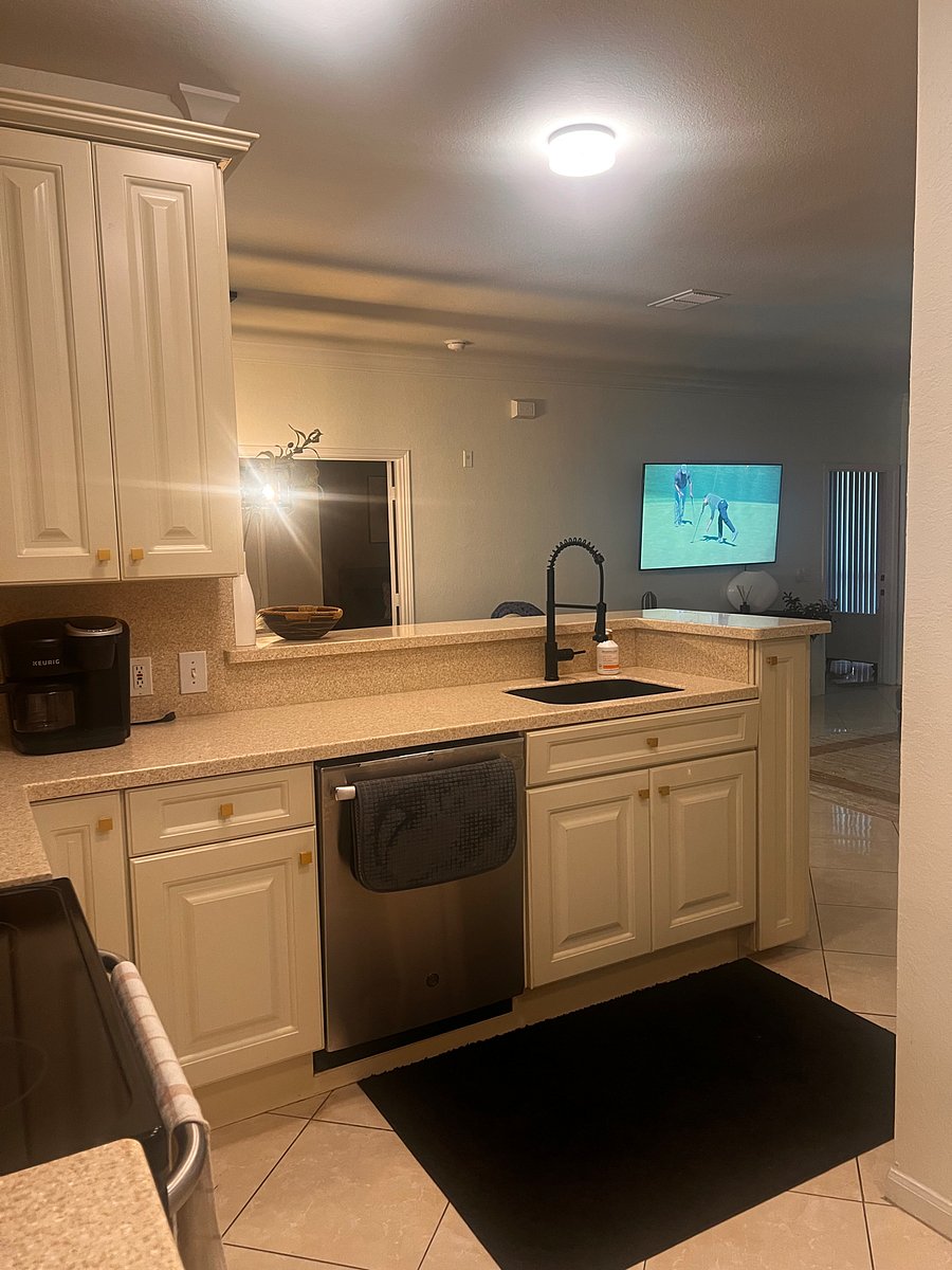 Furnished Finder property 693770_1 photo 13