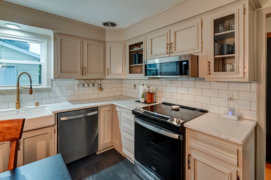Furnished Finder property 693782_1 photo 12