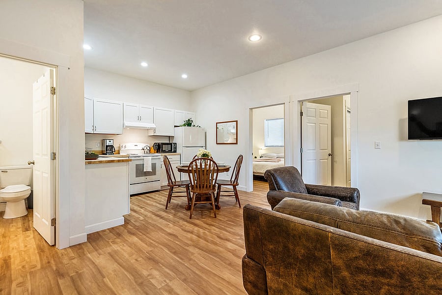 Furnished Finder property 693791_1 photo 6