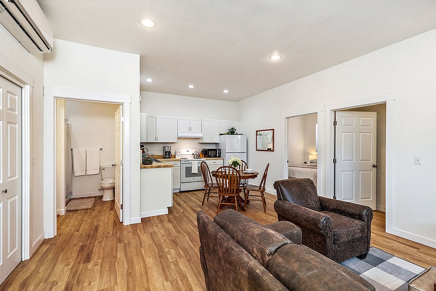 Furnished Finder property 693791_1 photo 7