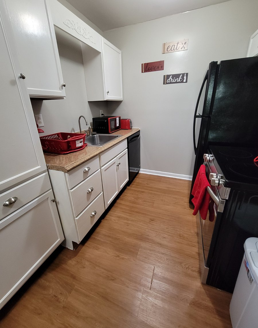 Furnished Finder property 693833_2 photo 4