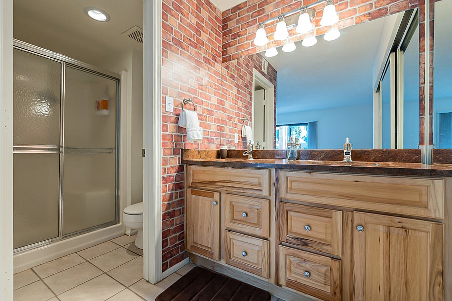 Master ensuite