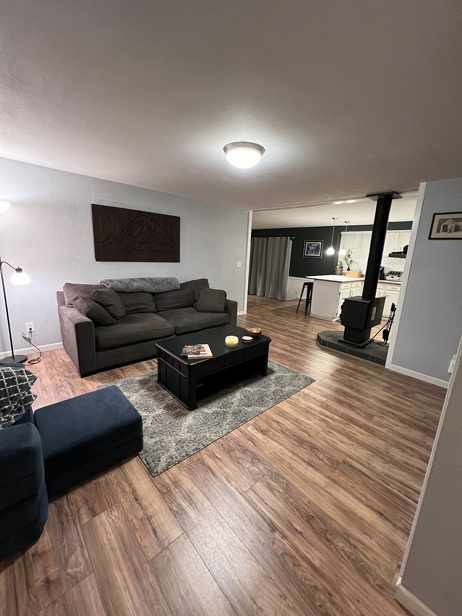 Furnished Finder property 693902_1 photo 4