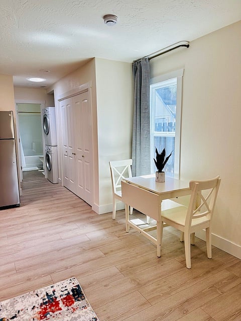 Furnished Finder property 693908_1 photo 5