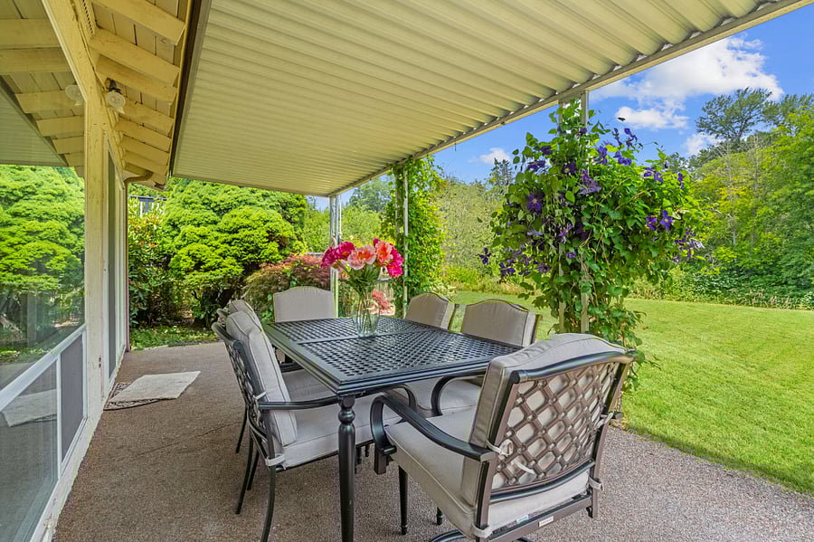 COVERED PATIO