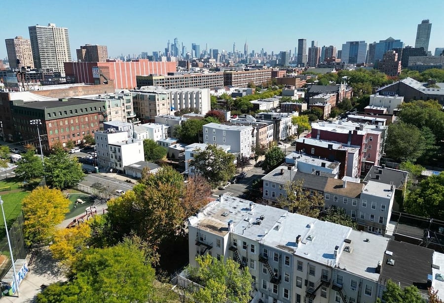 Close proximity to NYC!