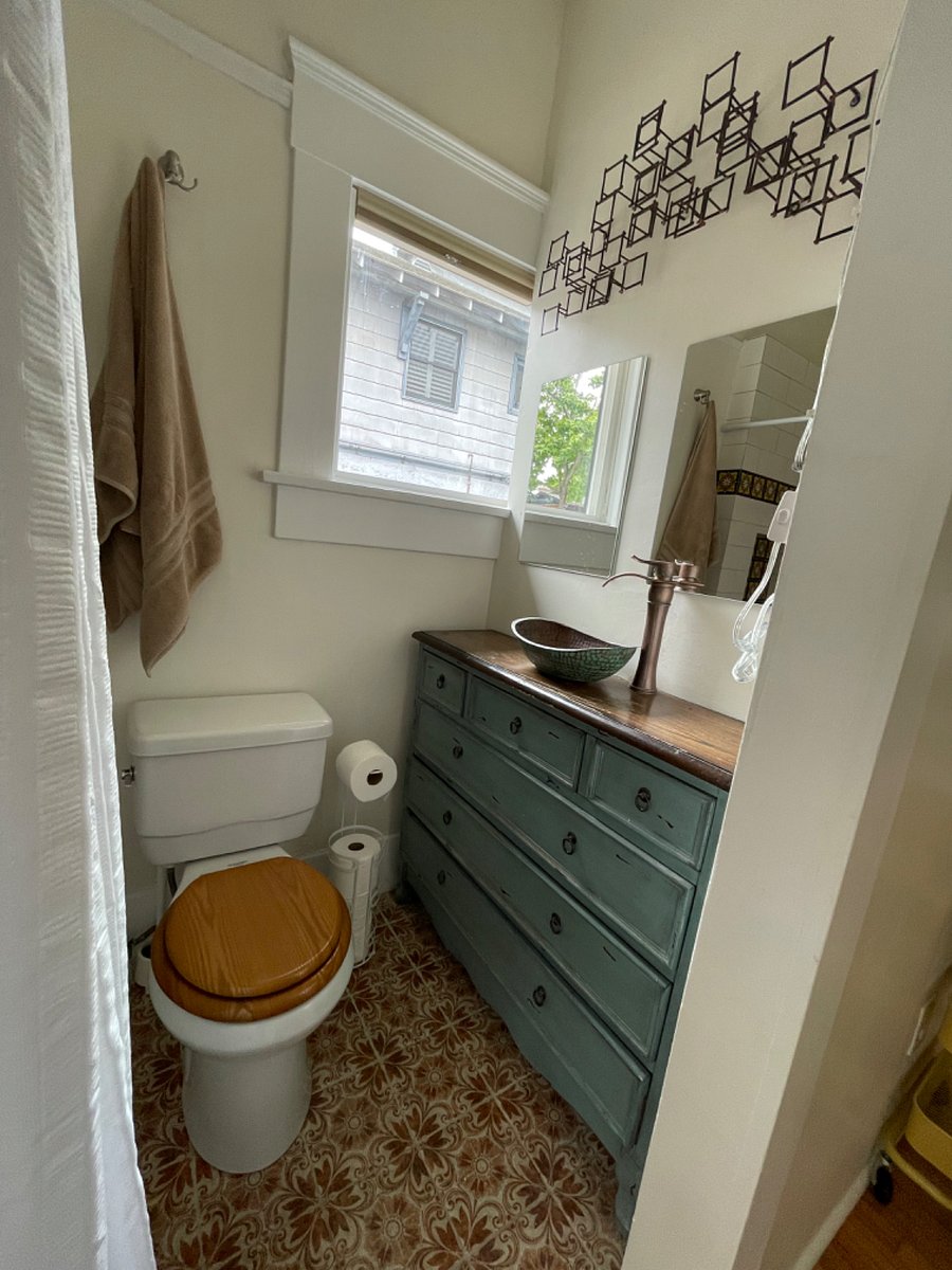 Furnished Finder property 693919_2 photo 8