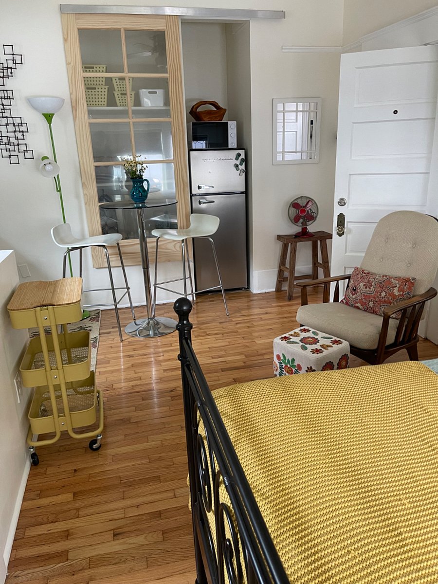 Furnished Finder property 693919_2 photo 9