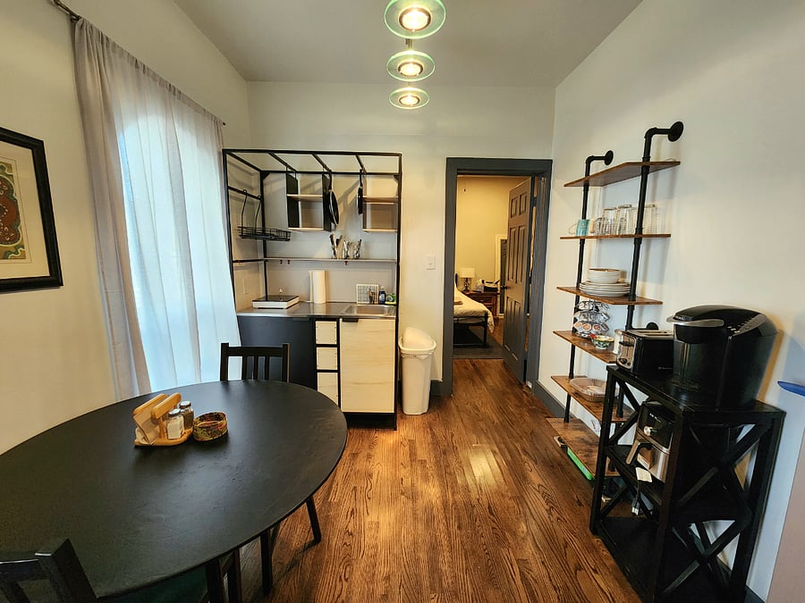 Furnished Finder property 693999_1 photo 3