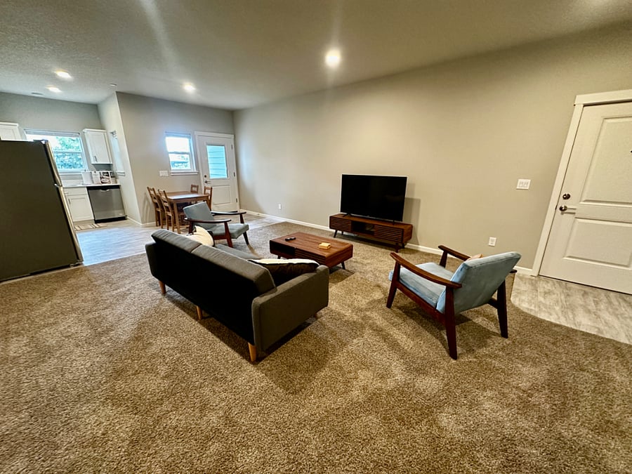Furnished Finder property 694067_1 photo 11