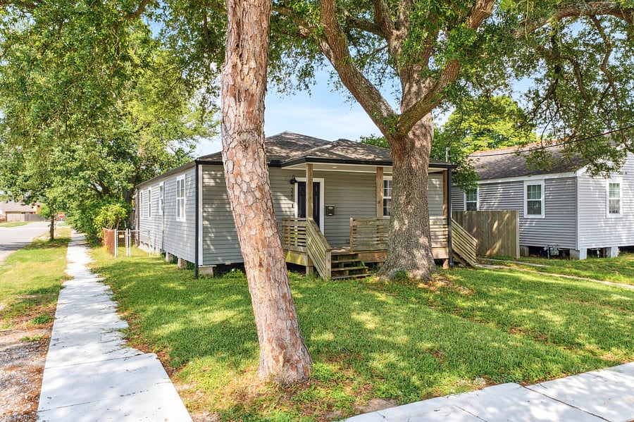 Situated on a corner lot, guests have ample access to street parking (in addition to the off-street driveway parking)