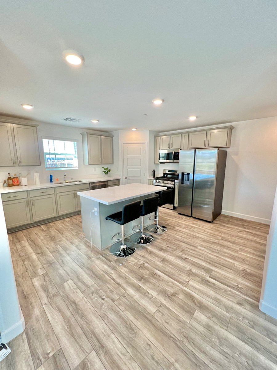 Furnished Finder property 694116_1 photo 4