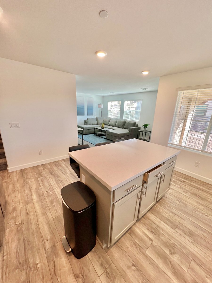 Furnished Finder property 694116_1 photo 6