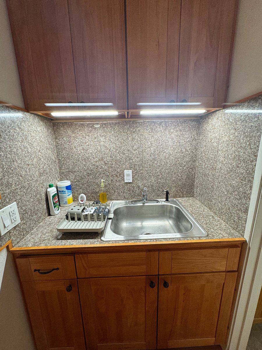Furnished Finder property 694200_1 photo 13