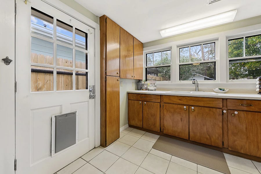 Furnished Finder property 694306_1 photo 8