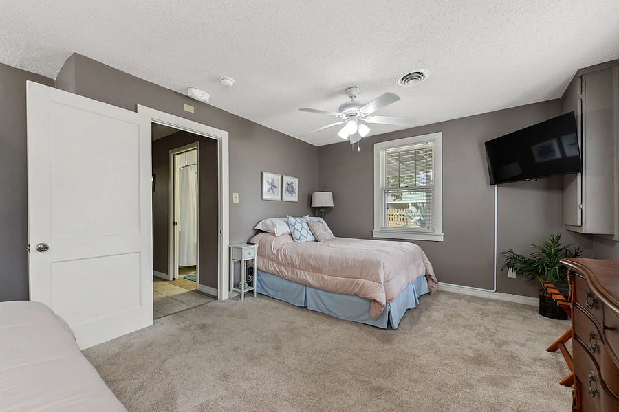 Furnished Finder property 694306_1 photo 15