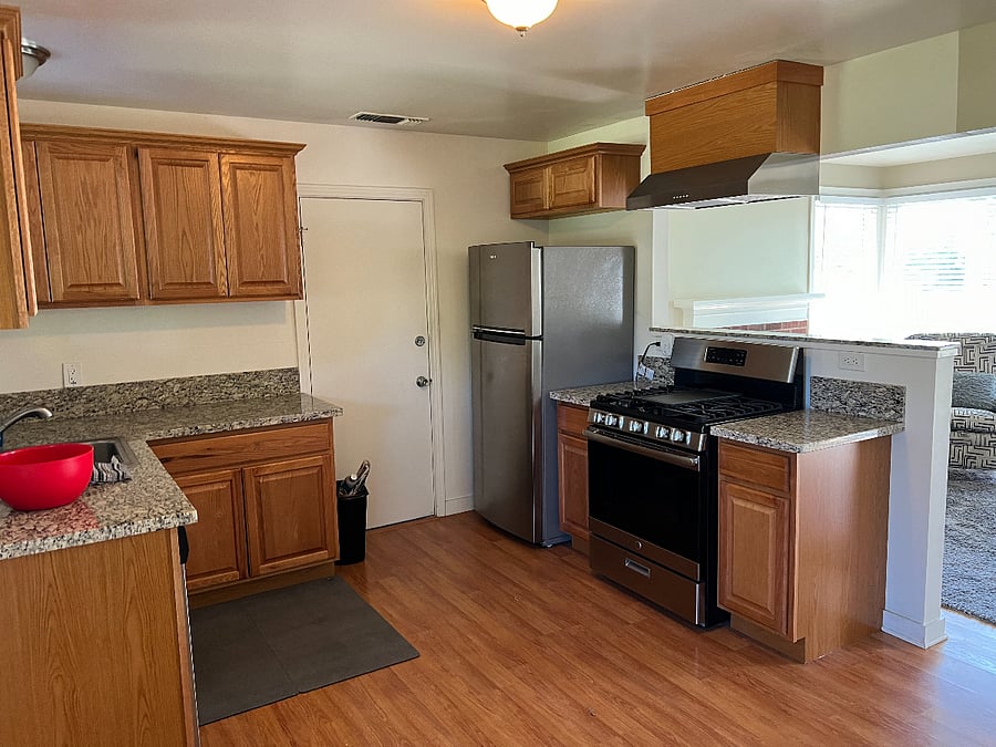 Furnished Finder property 694320_1 photo 3