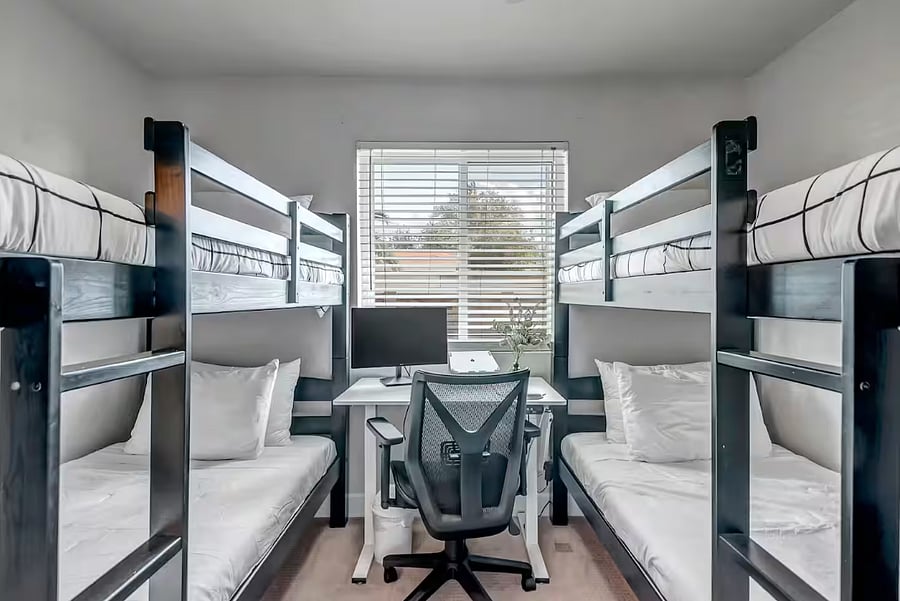 Furnished Finder property 694342_1 photo 29