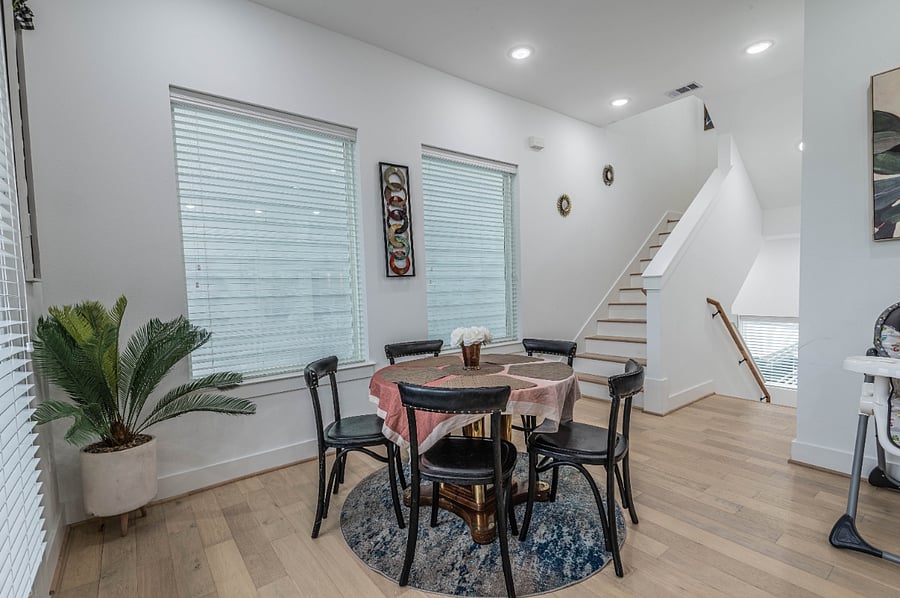 Furnished Finder property 694364_1 photo 6