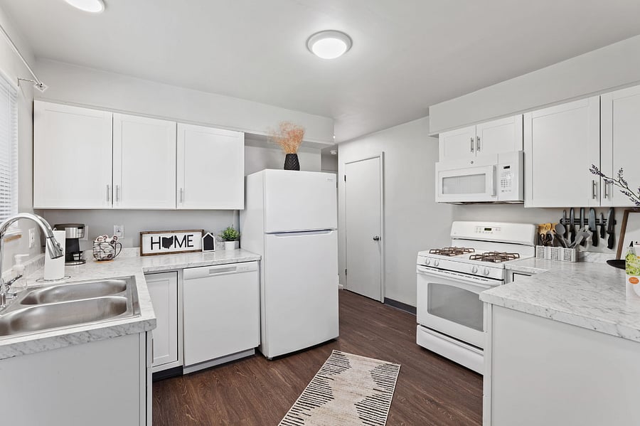 Furnished Finder property 694370_1 photo 12