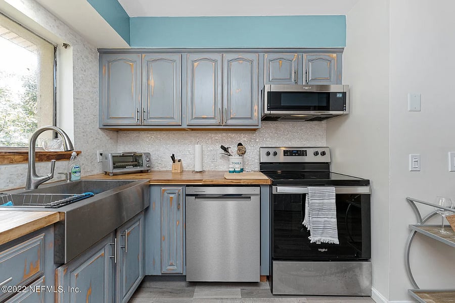 Furnished Finder property 694402_1 photo 3