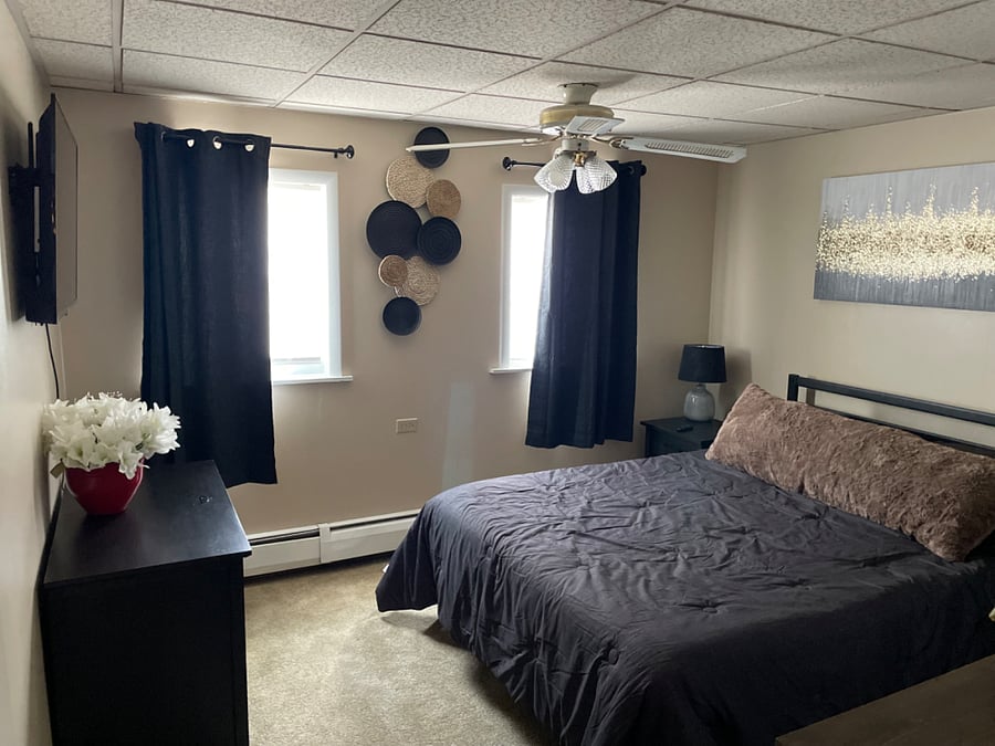 Front bedroom