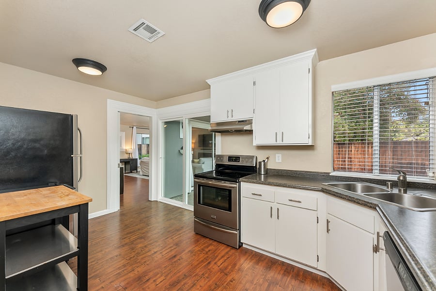 Furnished Finder property 694591_1 photo 10
