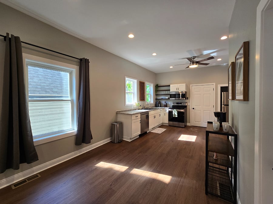 Furnished Finder property 694606_1 photo 9