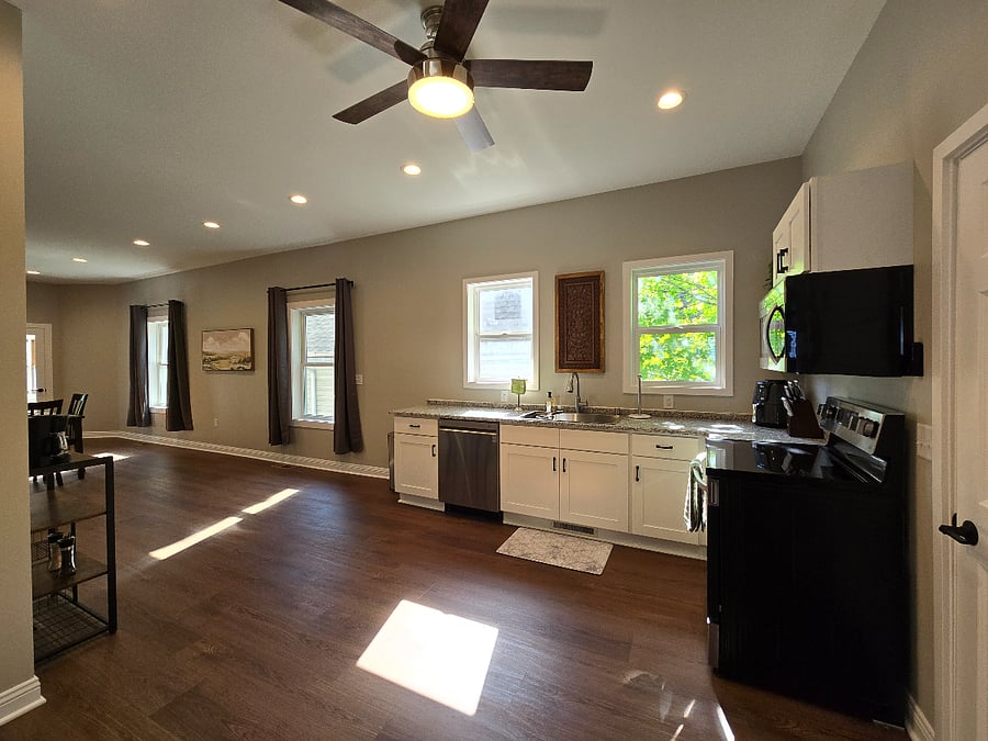Furnished Finder property 694606_1 photo 13