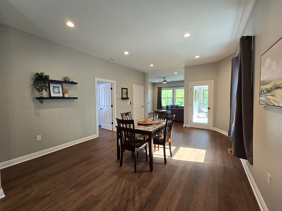 Furnished Finder property 694606_1 photo 17