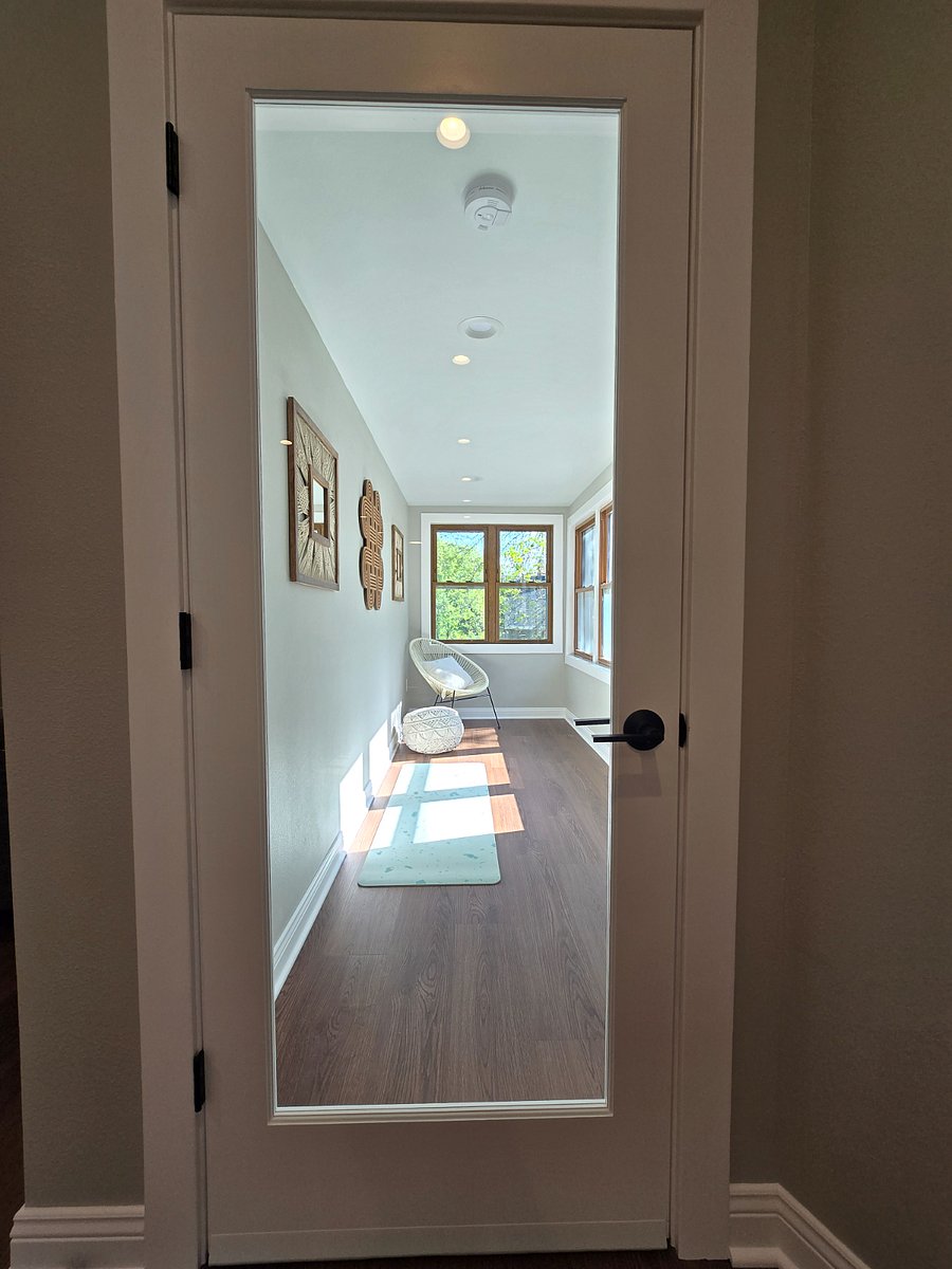 Furnished Finder property 694606_1 photo 22