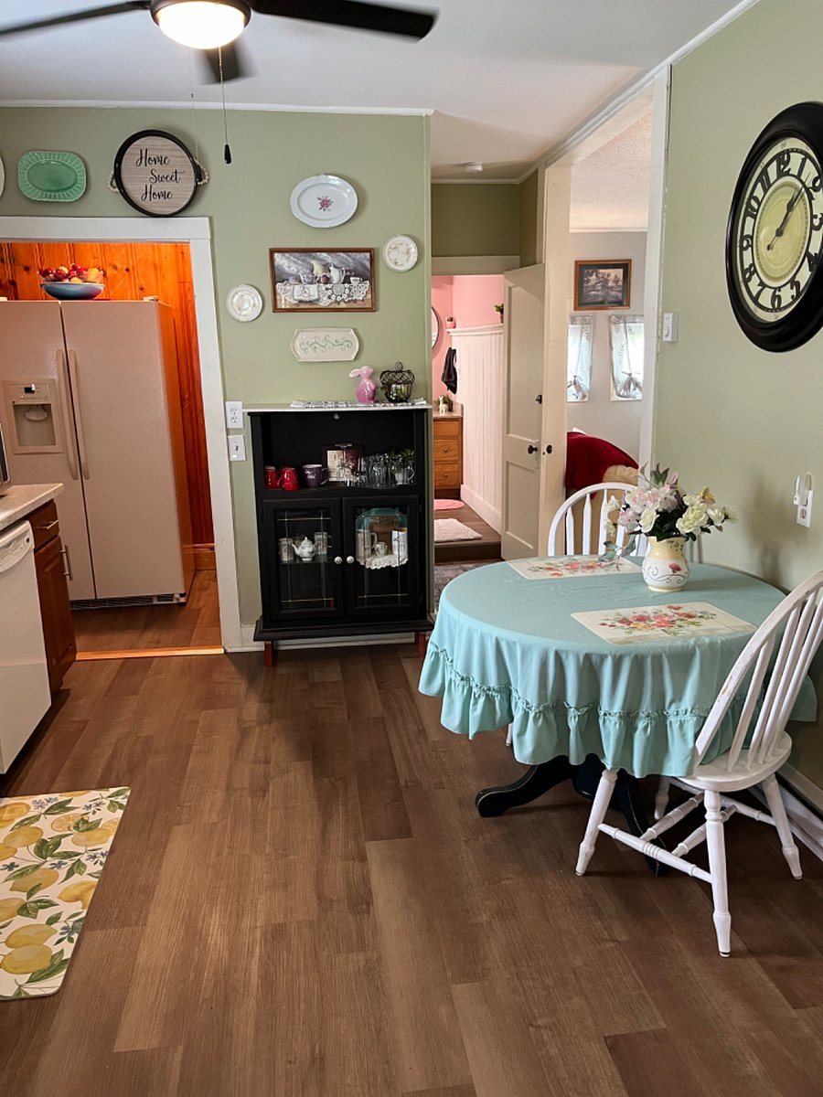 Furnished Finder property 694762_1 photo 4