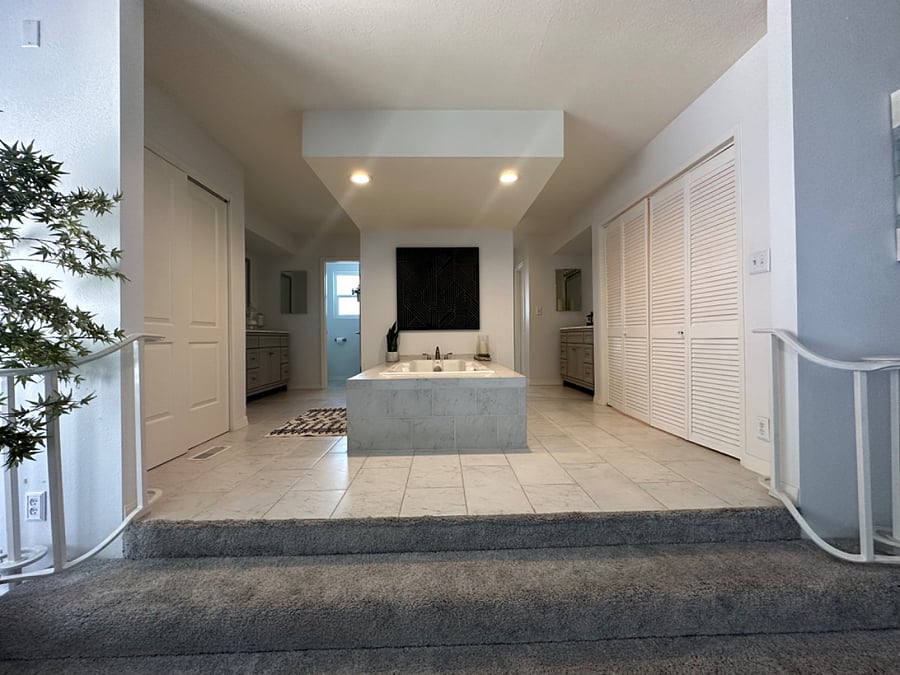 Two sinks, ample closet space and a soaking tub 