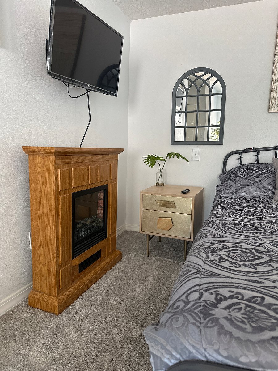 Electric fireplace heater 