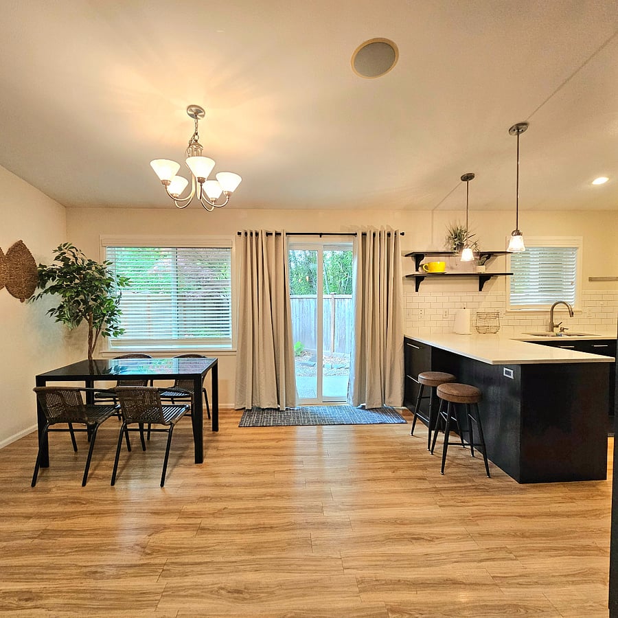 Furnished Finder property 694893_1 photo 5