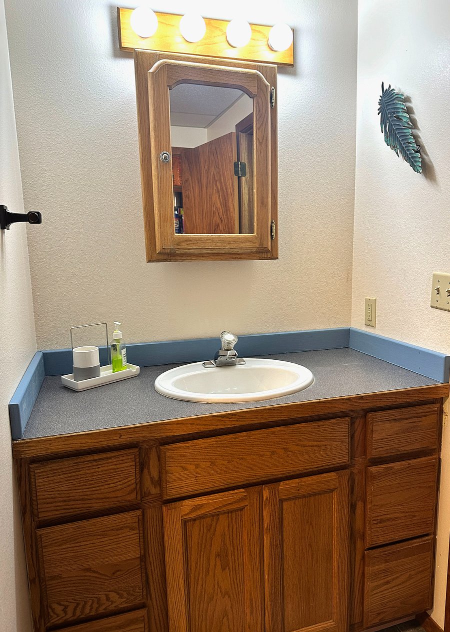 Furnished Finder property 695008_2 photo 3
