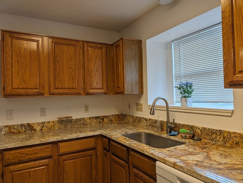 Furnished Finder property 695160_1 photo 5