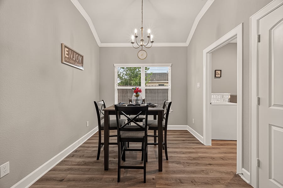 Furnished Finder property 695236_2 photo 18