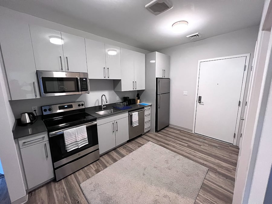 Furnished Finder property 695259_1 photo 3