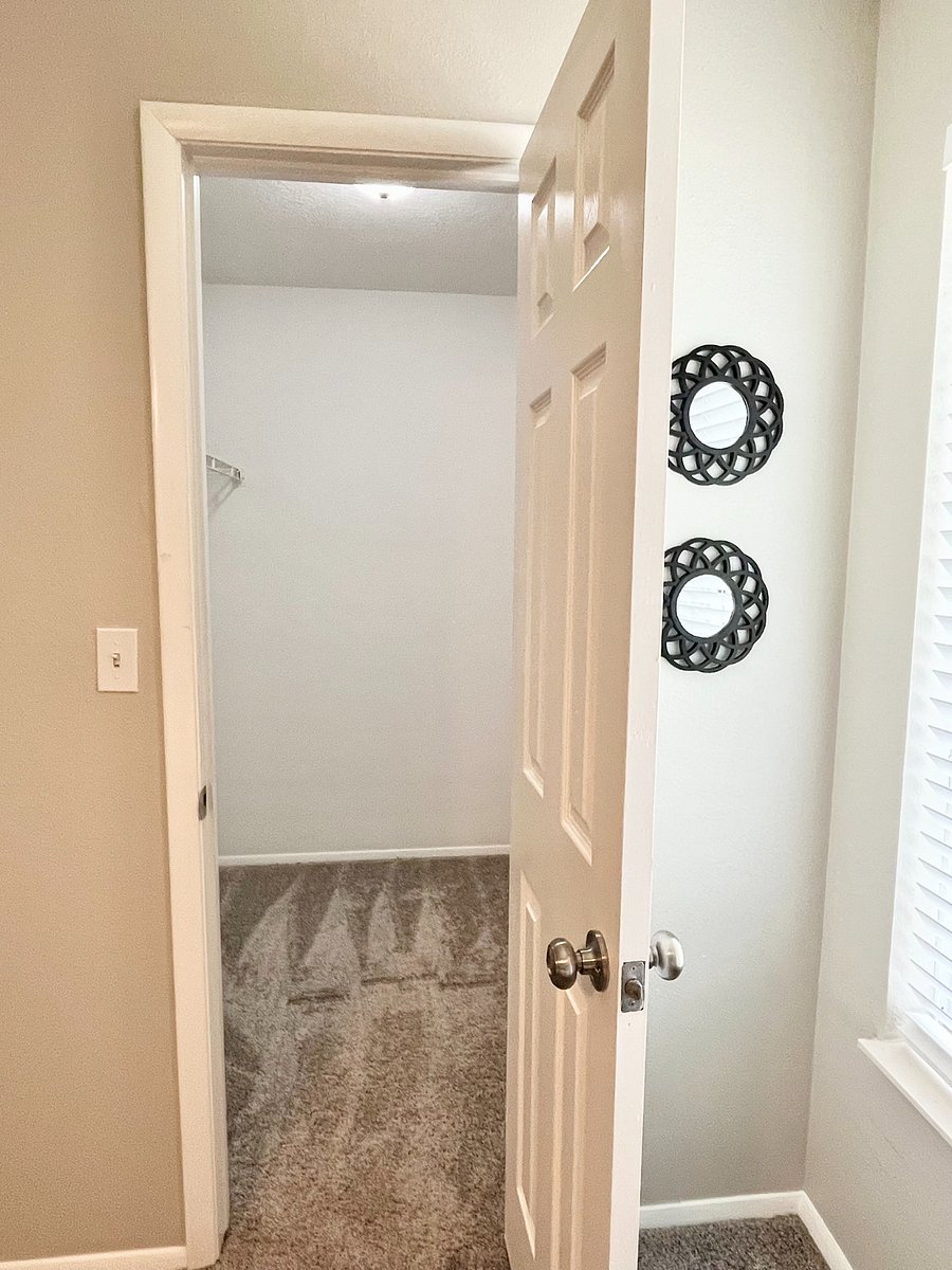 Furnished Finder property 695304_1 photo 29