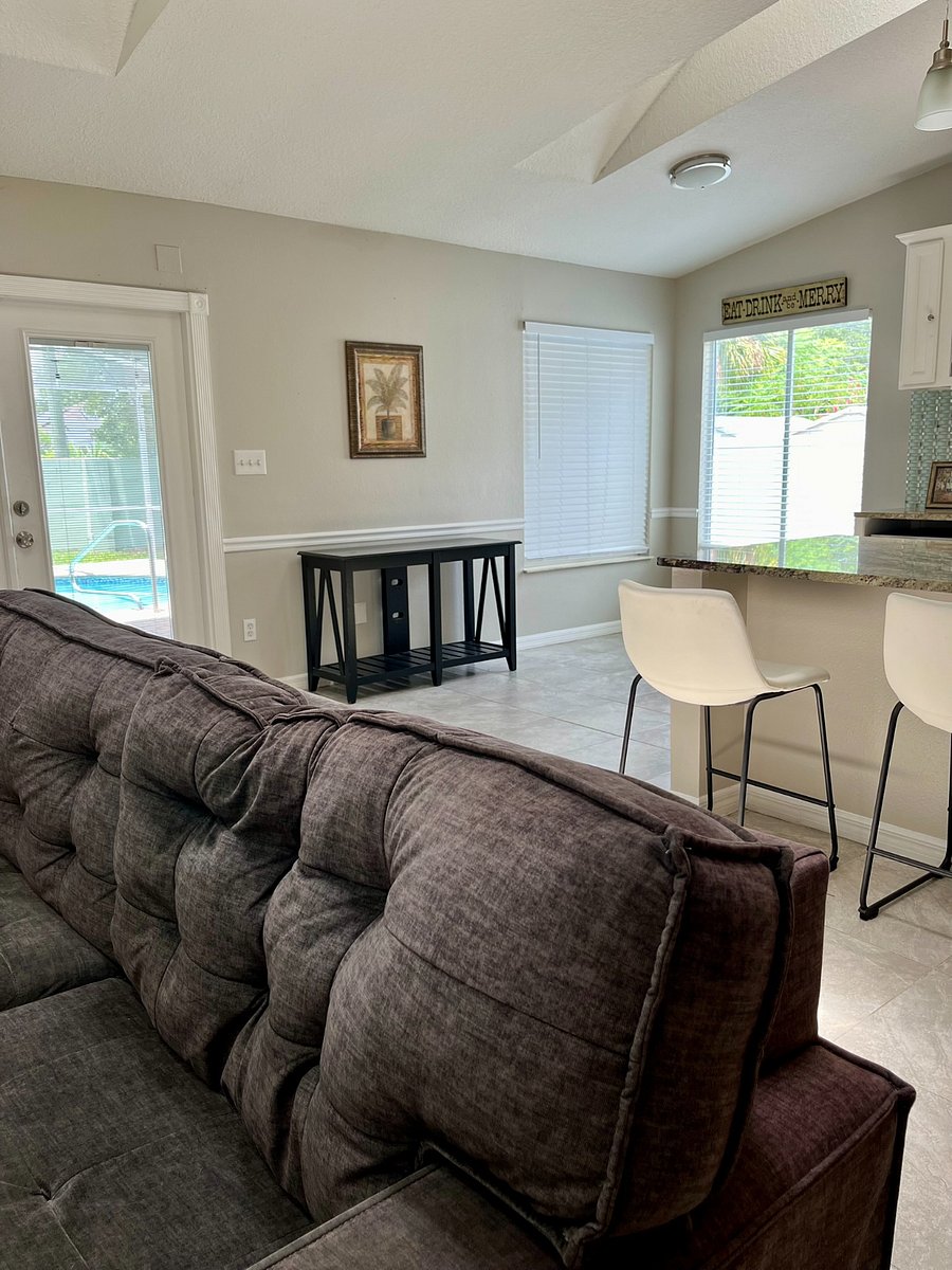 Furnished Finder property 695304_1 photo 11