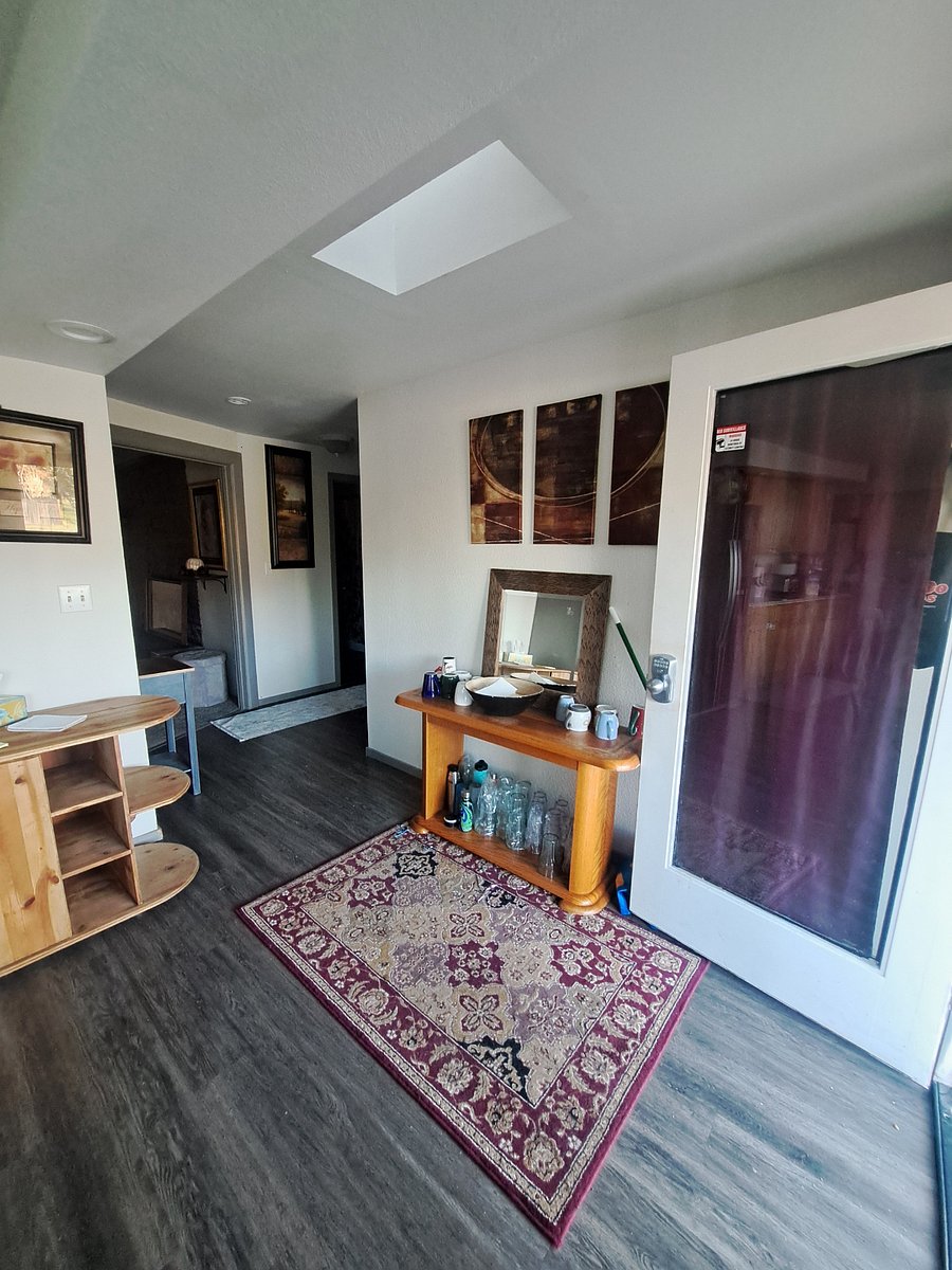 Furnished Finder property 695353_1 photo 3