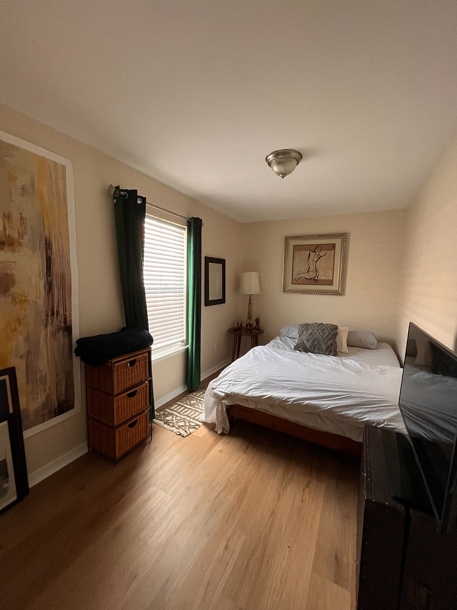 Queen Bed