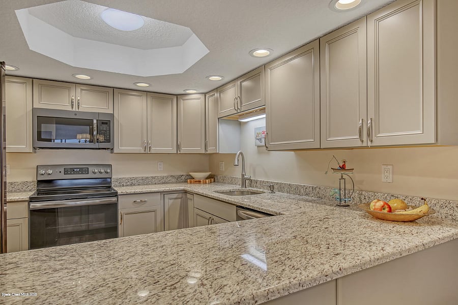 Furnished Finder property 695391_1 photo 13