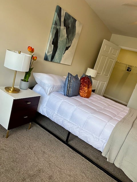 Furnished Finder property 695449_1 photo 4