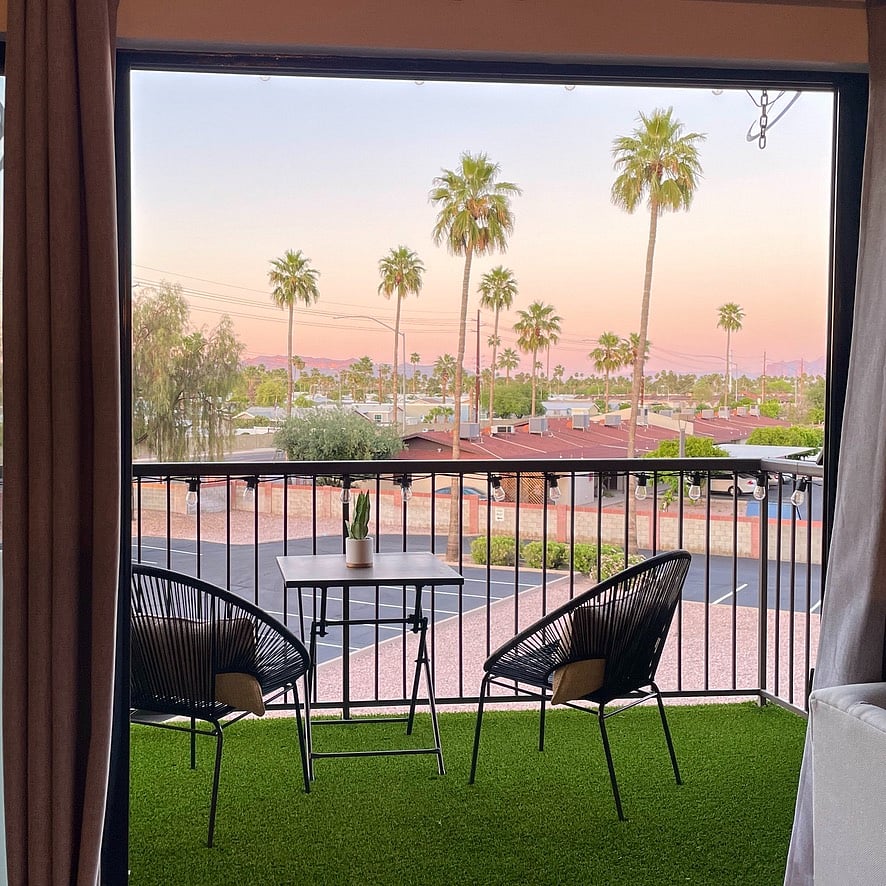 Balcony ~ Superstition Mountains Views!