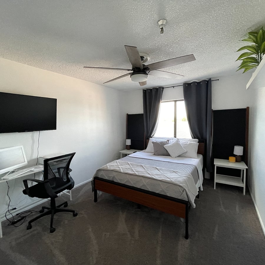 2nd Bedroom has office space!
