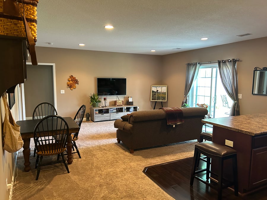 Furnished Finder property 695501_1 photo 3